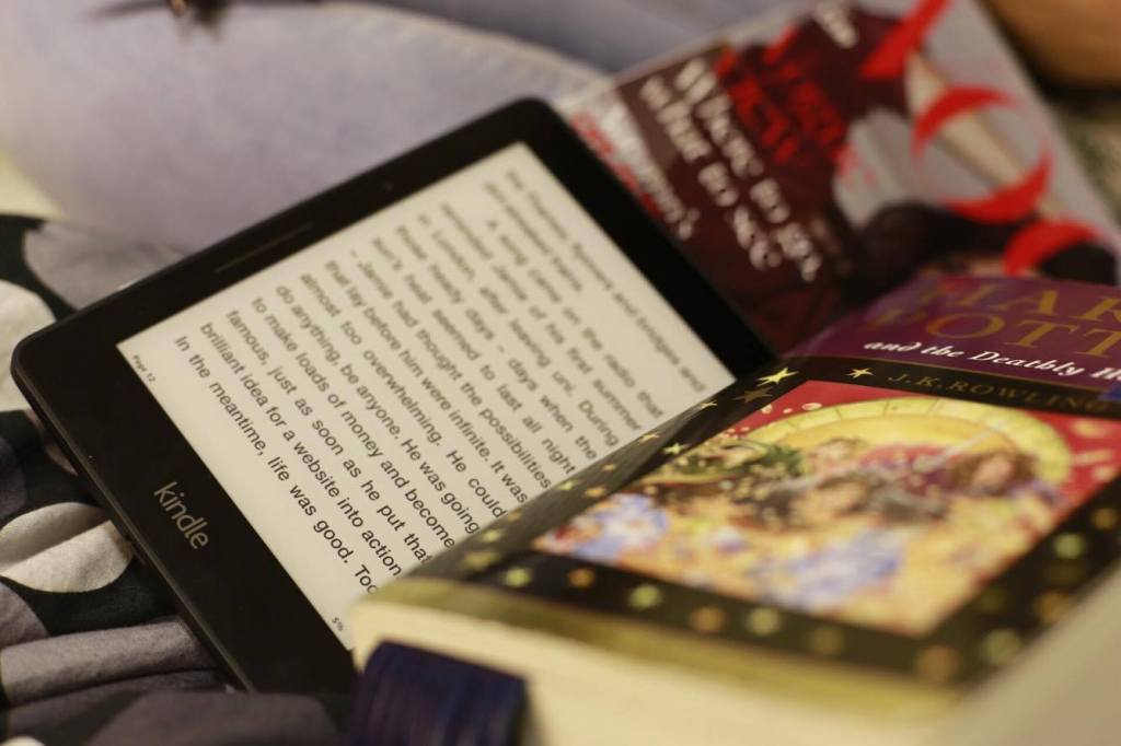 Kindle – Why you NEED one as a Traveler